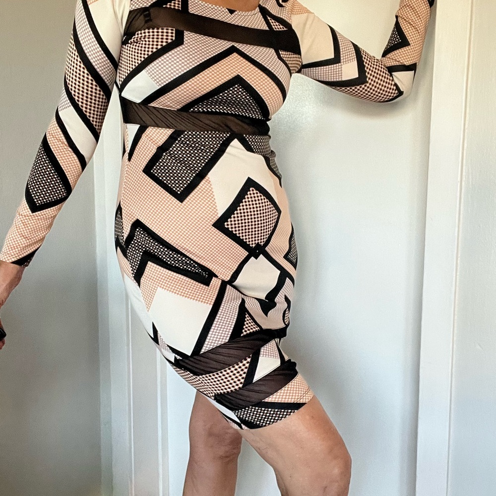 Fun Dress - Picture 7 of 7